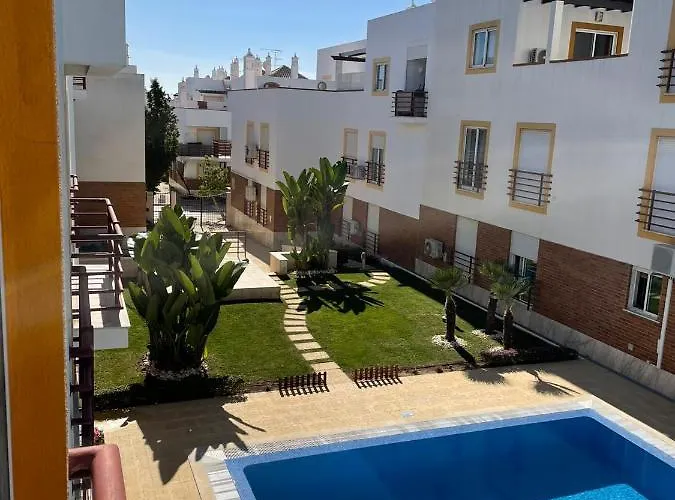 Dream Holidays 公寓 塔维拉